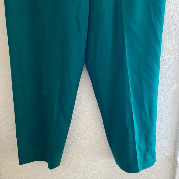 2 piece set Women's Blazer and Pants - Picture 8 of 16